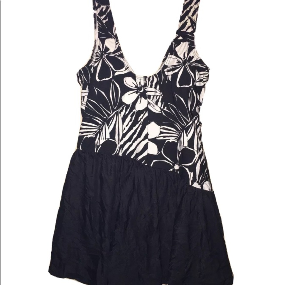 Black & white one piece swimsuit